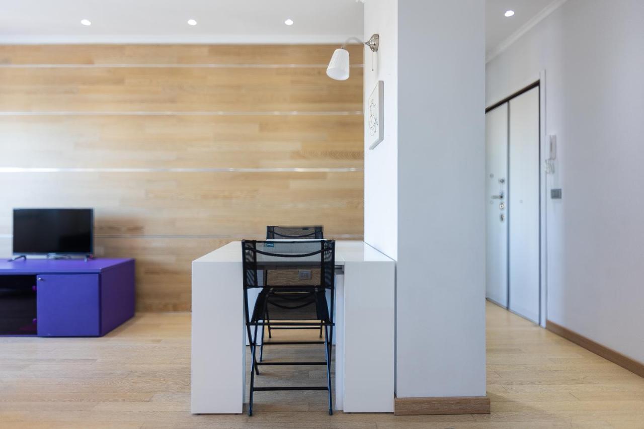 Piramide View By In Apartment Rom