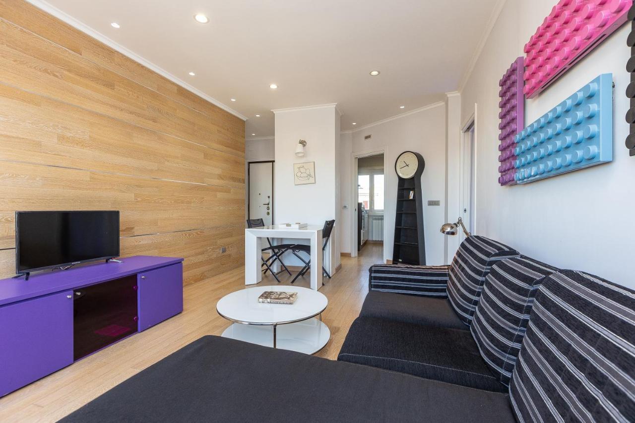 Piramide View By In Apartment Rom