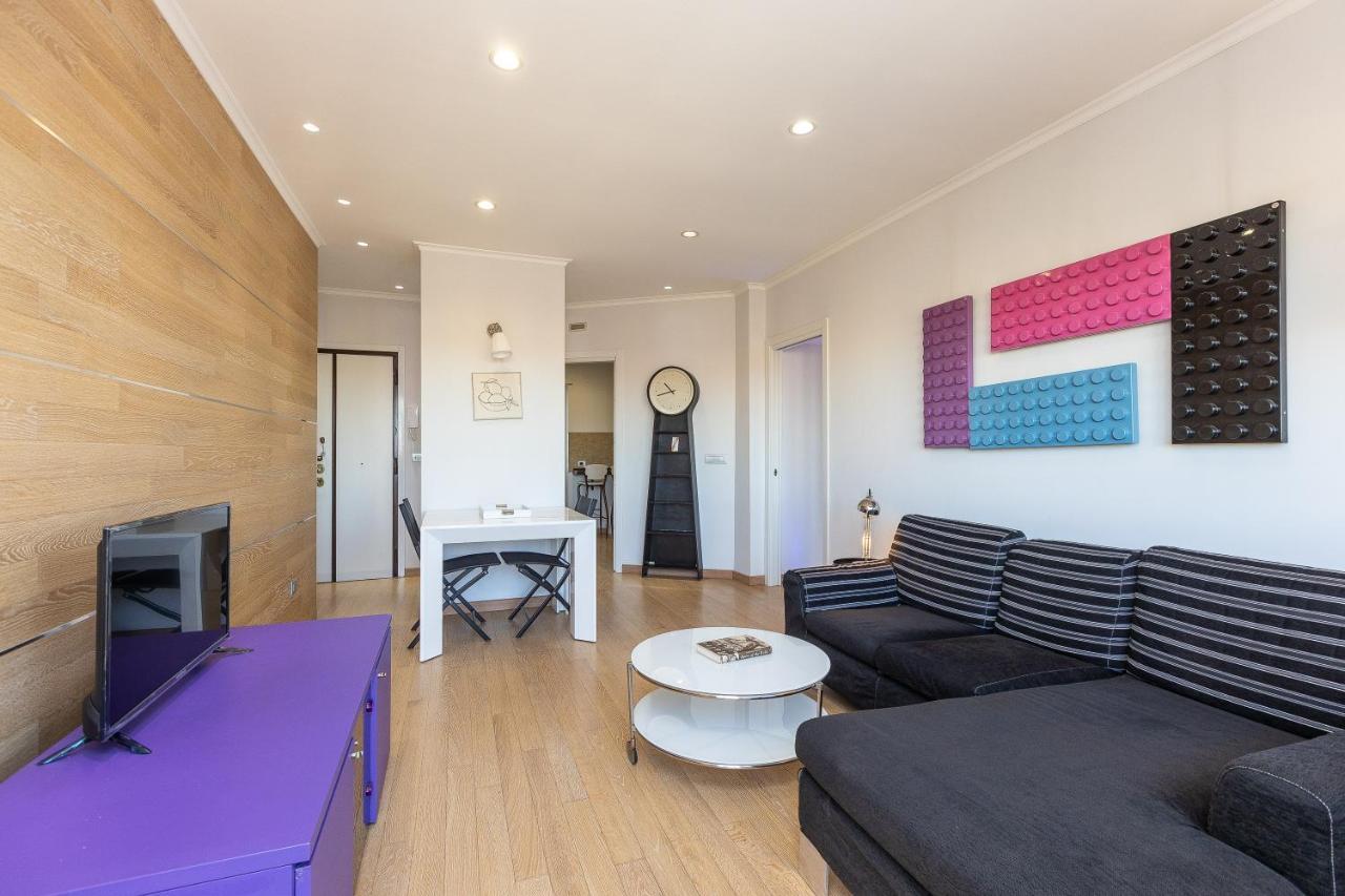 Apartment Piramide View By In Rom